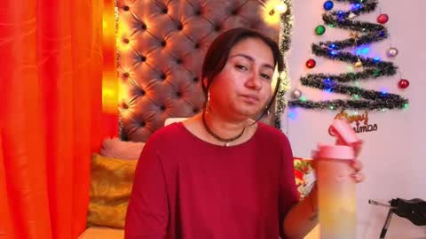 Luna  online show from 12.17.25