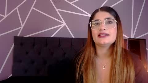 Snapshot of luna1126 chatting on 03.19.26 luna1126 online show from 03.19.26