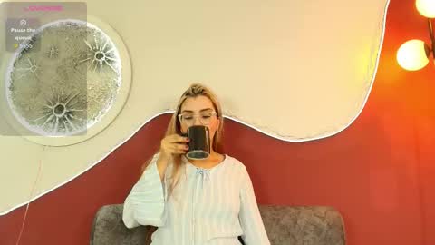 luna__velvet online show from 03.06.26