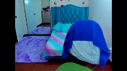 Snapshot of luna_analya chatting on 09.23.25 luna_analya online show from 09.23.25