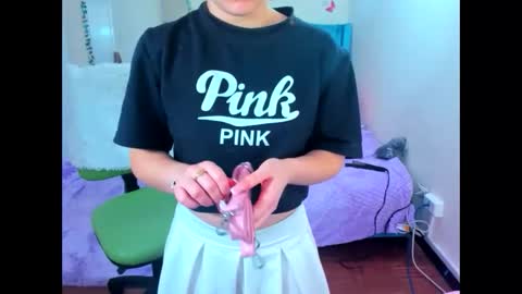 Snapshot of luna_analya chatting on 10.06.25 luna_analya online show from 10.06.25