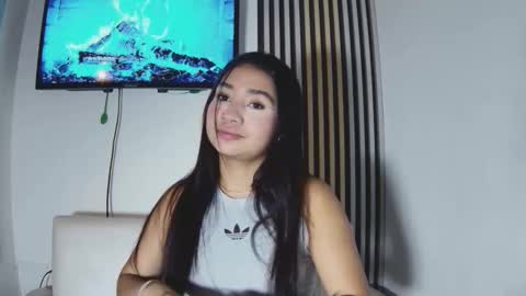 Snapshot of luna_and_banji chatting on 12.05.25 luna and banji online show from 12.05.25