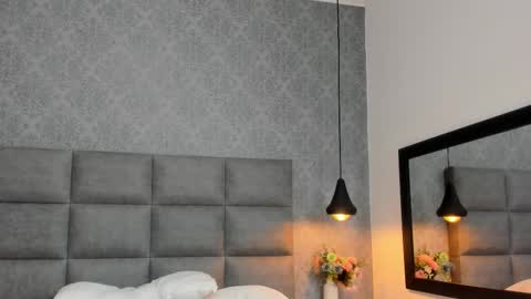 Snapshot of luna_bella3 chatting on 11.15.25 Luna online show from 11.15.25