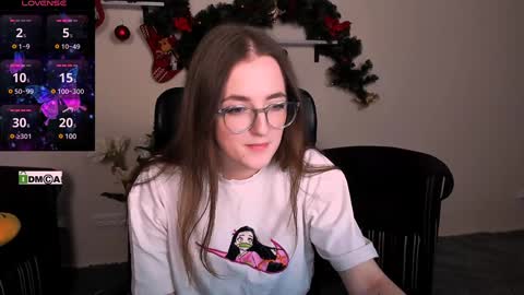 luna_berryy online show from 01.03.25