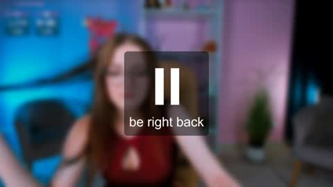 luna_berryy online show from 01.14.25