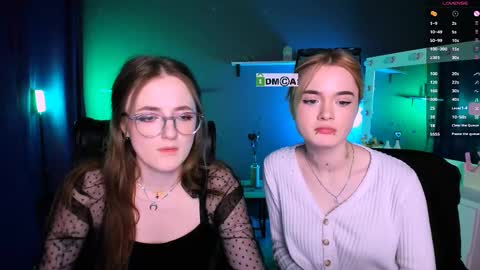 luna_berryy online show from 03.03.25