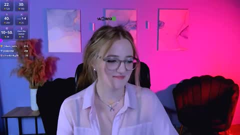 luna_berryy online show from 03.08.26