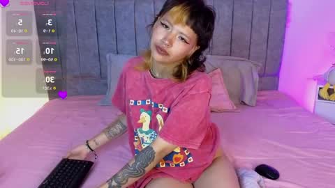 luna_blooms online show from 04.12.26