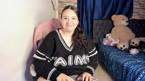 Snapshot of luna_d_coco chatting on 11.11.25 luna online show from 11.11.25