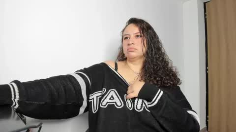 Snapshot of luna_d_coco chatting on 01.15.26 luna online show from 01.15.26