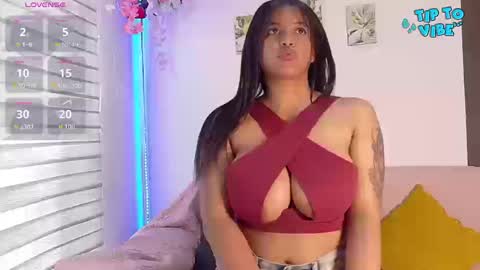 Couple X online show from 09.23.25