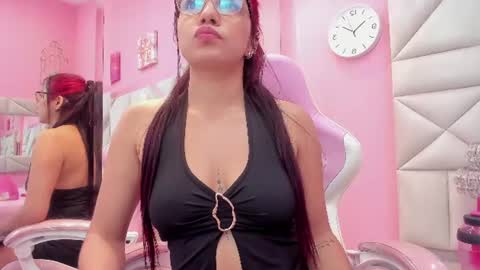 Snapshot of luna_hix chatting on 06.17.26 luna_hix online show from 06.17.26