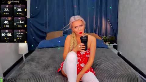 luna_lew1s online show from 11.07.25