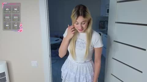 Olivia online show from 11.23.25