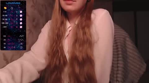 Snapshot of luna_loveisgood chatting on 09.14.25 Luna online show from 09.14.25