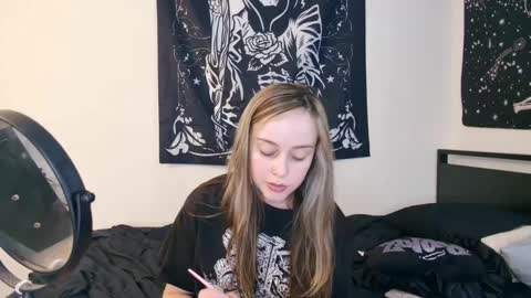 Luna online show from 10.03.25