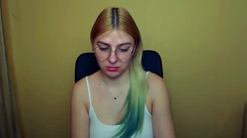 Luna online show from 01.14.25