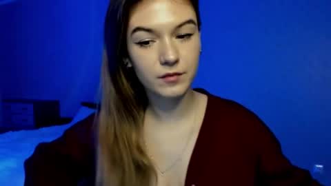 Snapshot of luna_lust_21 chatting on 11.15.25 Luna online show from 11.15.25