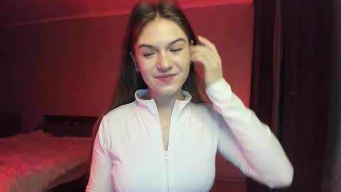 Luna online show from 11.30.25