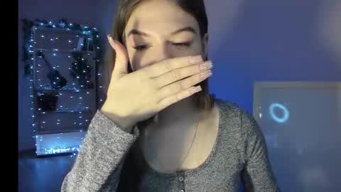 Luna online show from 12.19.25