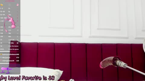 Snapshot of luna_monroe_ chatting on 01.22.25 online show from 01.22.25