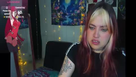 MISS LUNA  online show from 10.20.25