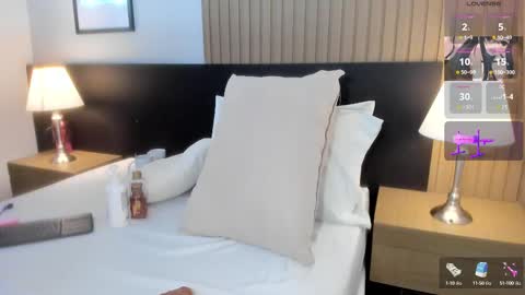 luna_sian online show from 11.05.25