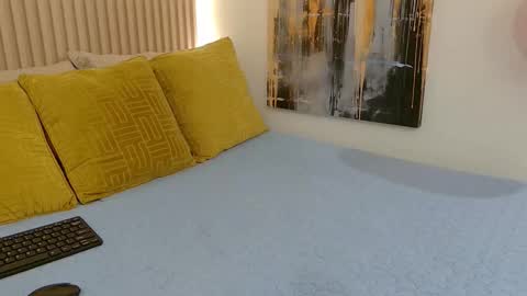 luna_valle online show from 03.09.26