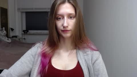 L U N A  online show from 12.01.25