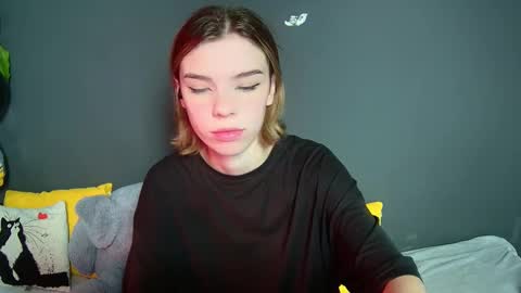 Snapshot of lunaastar_ chatting on 12.05.24 lunaastar_ online show from 12.05.24