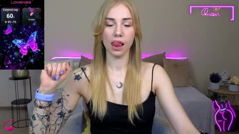 Snapshot of lunabelli chatting on 05.17.26 LunaBelli online show from 05.17.26