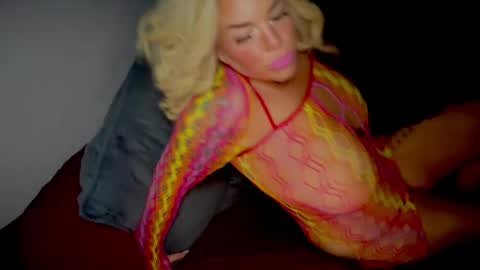 Luna Daddys Girl online show from 04.12.26