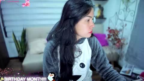 Luna online show from 12.02.25