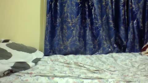 lunah_kitty online show from 04.11.26