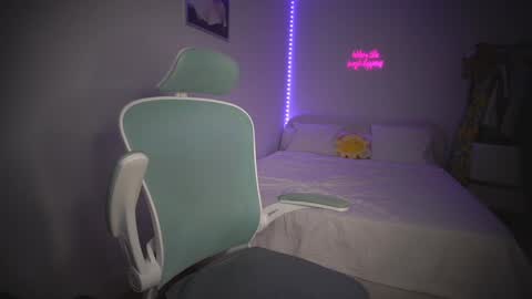 Laura online show from 10.15.25