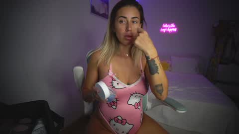 Laura online show from 10.23.25