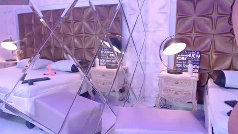 Luna  online show from 04.04.26