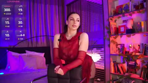 Luna  next streams Mon Fri Sat Sun 8pm-5am gmt0 online show from 12.20.25