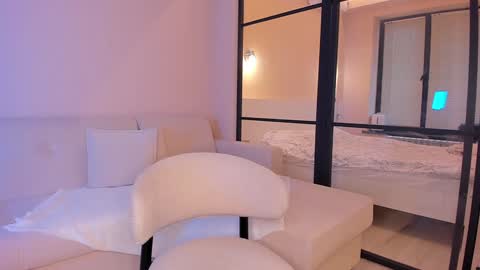 Aisha online show from 02.06.25