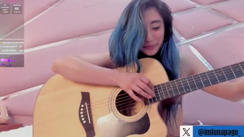 Snapshot of lunapagee chatting on 01.18.25 Luna Page online show from 01.18.25