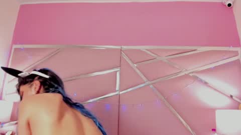 Snapshot of lunapagee chatting on 01.25.25 Luna Page online show from 01.25.25