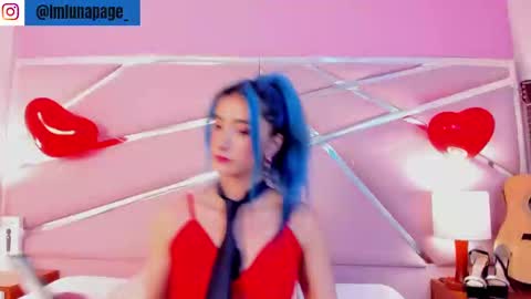 Snapshot of lunapagee chatting on 02.18.25 Luna Page online show from 02.18.25