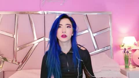 Snapshot of lunapagee chatting on 09.22.25 Luna Page online show from 09.22.25