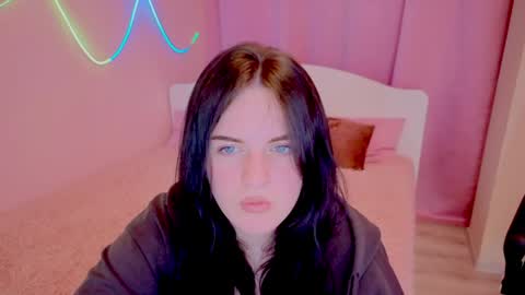 Valeria online show from 04.17.26