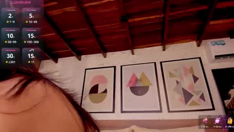 Snapshot of lunaruso chatting on 11.27.25 Luna Ruso online show from 11.27.25