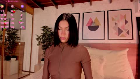 Luna Ruso  online show from 03.27.26