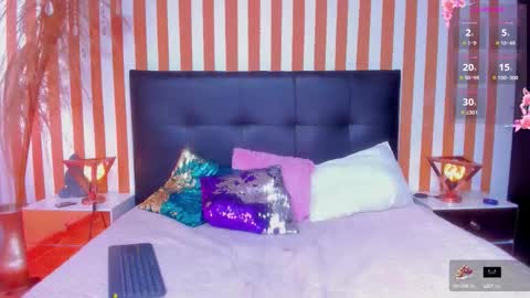 Luna Toledo online show from 09.17.25