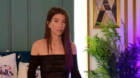 Luna online show from 10.28.25