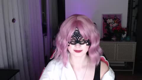 Snapshot of lunaxcherry chatting on 02.18.26 LunaXcherry online show from 02.18.26
