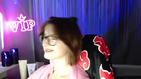 Snapshot of lunaxcherry chatting on 07.23.26 LunaXcherry online show from 07.23.26